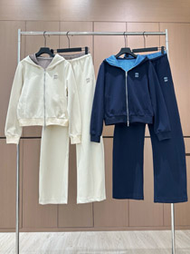 Miu Miu nowy trening z kapturem-5379  