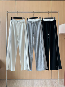 Miu Miu nowe spodnie proste nogi z kontrastnym kolorem pasa i paneling-5385  